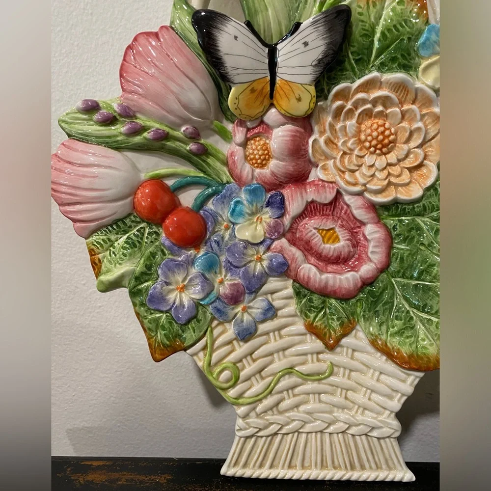 Fitz and Floyd Floral Basket Wall Plaque in White, Green, Pink, Yellow and Blue